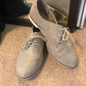 Kelly & katie Oxfords size 10